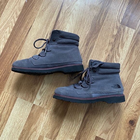 TNF Booties - Picture 3 of 4